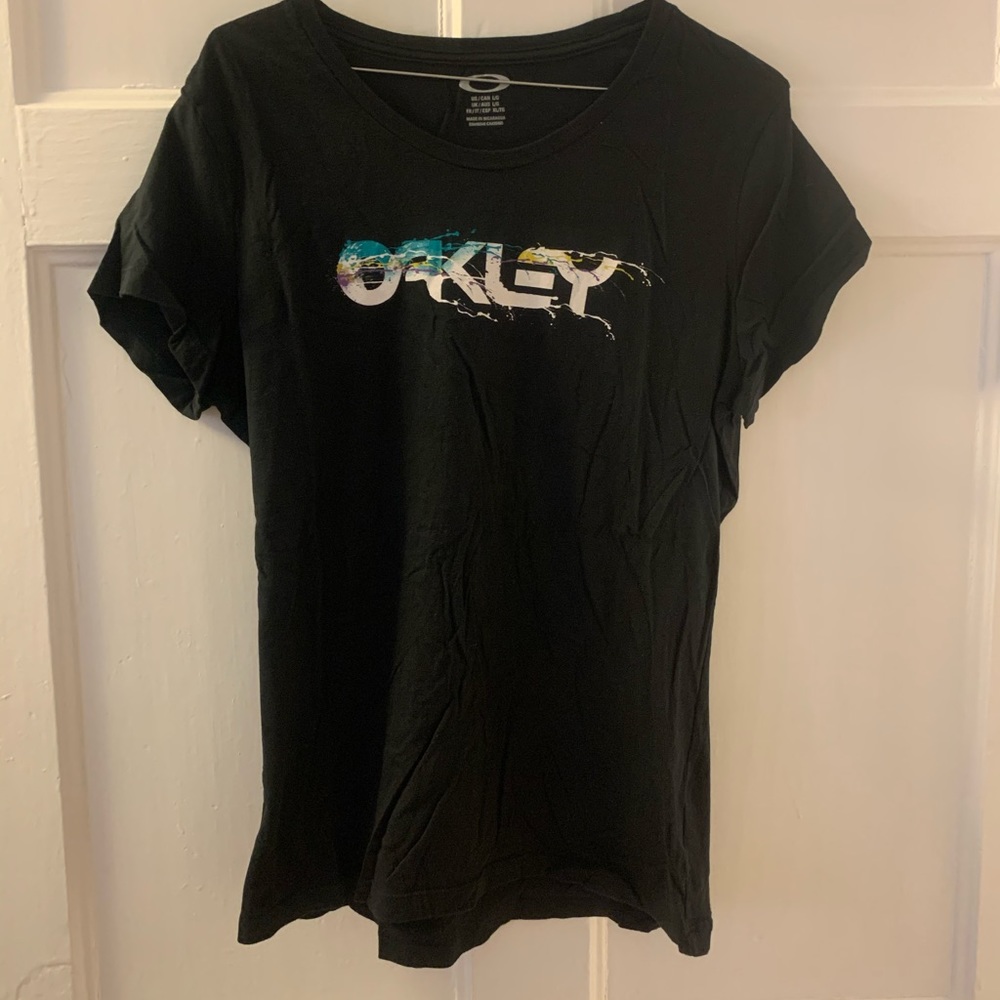 Women’s Oakley T-Shirt, Size L